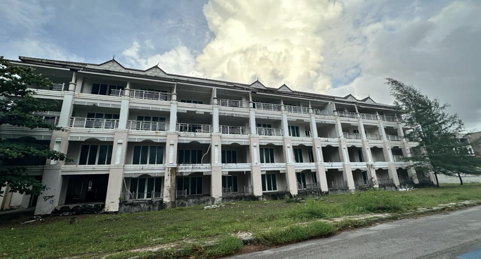 Hotel zum Kauf mit 224 Zimmer in Thalang, Phuket