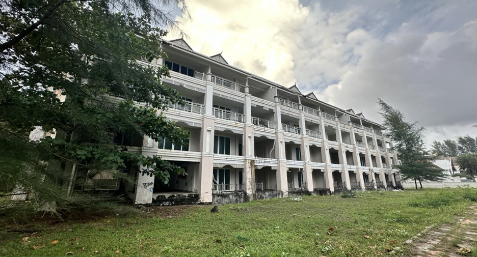 Hotel zum Kauf mit 224 Zimmer in Thalang, Phuket