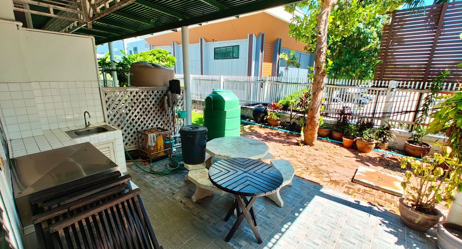 For sale and for rent 3 bedrooms townhouse in Hua Hin, Prachuap Khiri Khan
