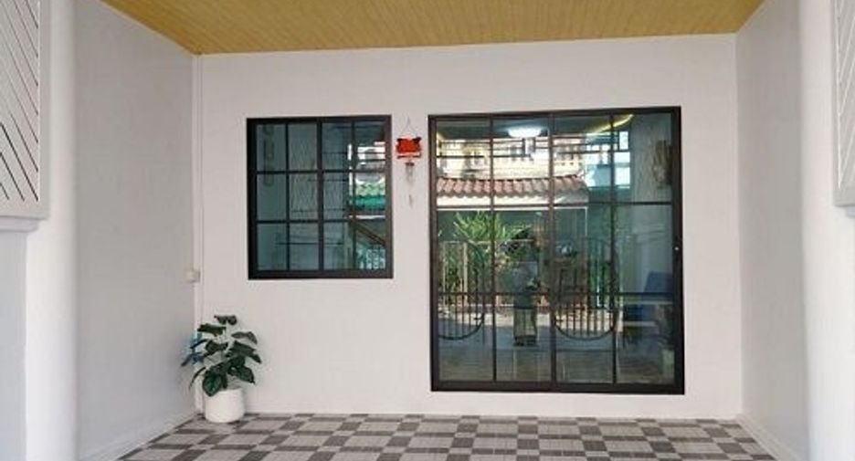 For sale 2 bedrooms townhouse in Sai Mai, Bangkok