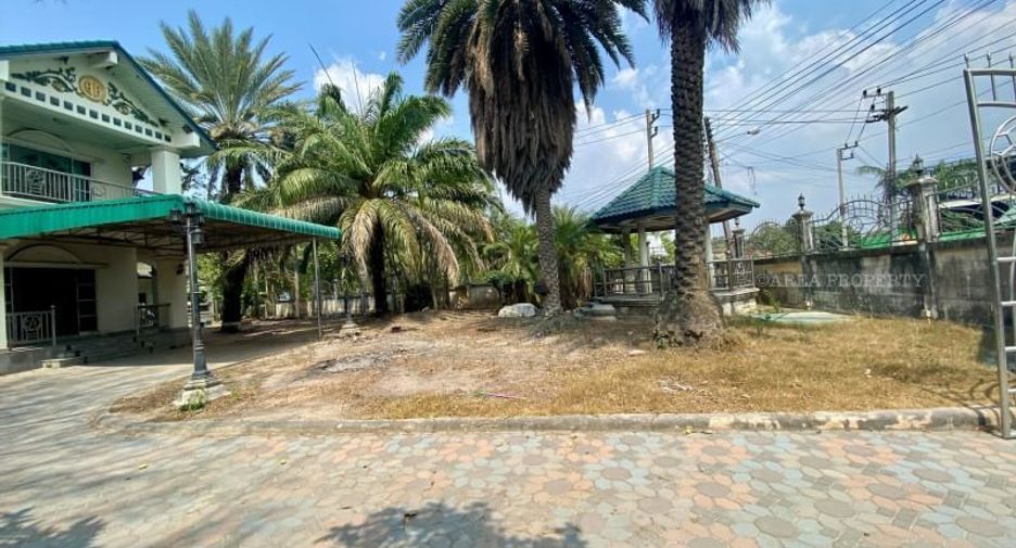 Haus zum Kauf mit 9 Zimmer in Si Racha, Chonburi