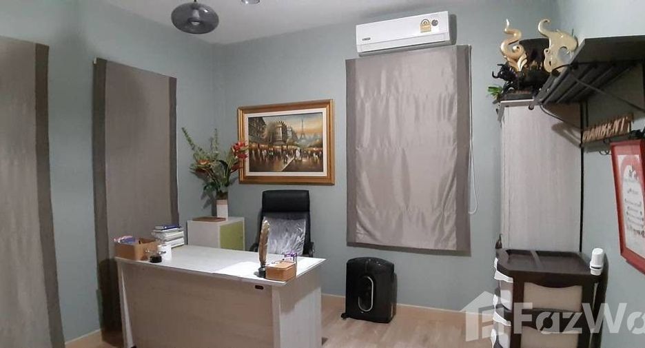 For sale 3 ベッドルーム house in Phutthamonthon, Nakhon Pathom