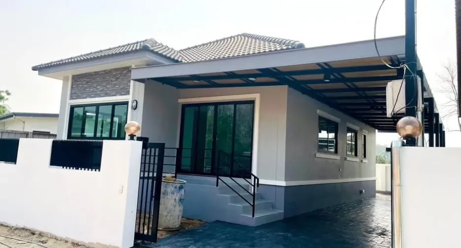 Casa en venta de 3 habitaciones en Saraphi, Chiang Mai