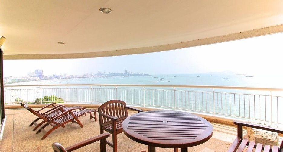For rent 2 bedrooms condo in Bang Lamung, Chonburi