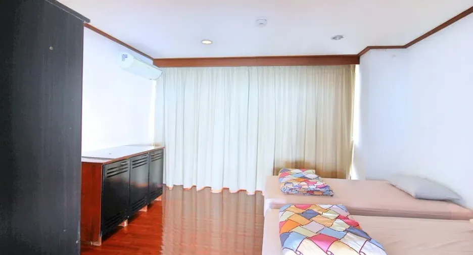 For rent 2 bedrooms condo in Bang Lamung, Chonburi