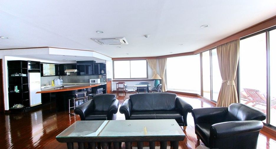 For rent 2 bedrooms condo in Bang Lamung, Chonburi