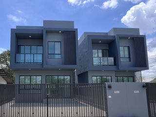 Продажа 4 спальни дом в Mueang Nakhon Pathom, Накхонпатхом