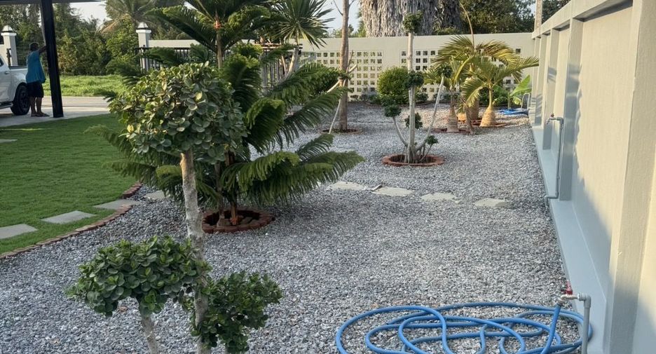 For sale and for rent 3 bedrooms house in Pran Buri, Prachuap Khiri Khan