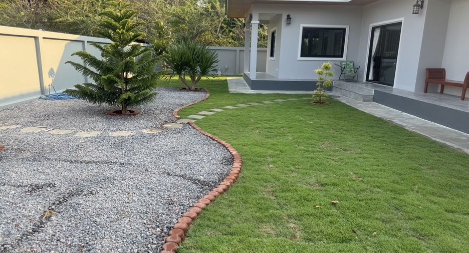 For sale and for rent 3 bedrooms house in Pran Buri, Prachuap Khiri Khan