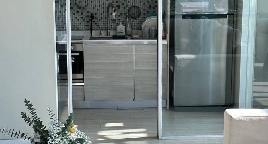 For sale and for rent 2 bedrooms condo in Watthana, Bangkok