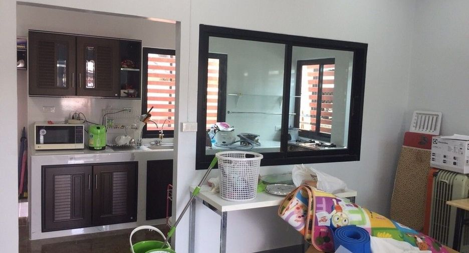 For sale and for rent 3 bedrooms house in Bang Na, Bangkok