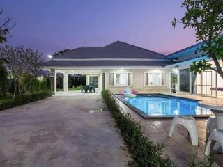 À louer 4 chambres villa à Hua Hin, Prachuap Khiri Khan
