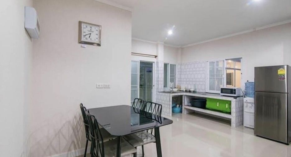 For rent 4 bedrooms villa in Hua Hin, Prachuap Khiri Khan