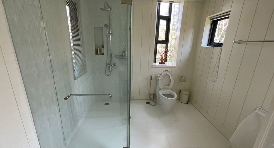 For sale 3 bedrooms villa in Hua Hin, Prachuap Khiri Khan