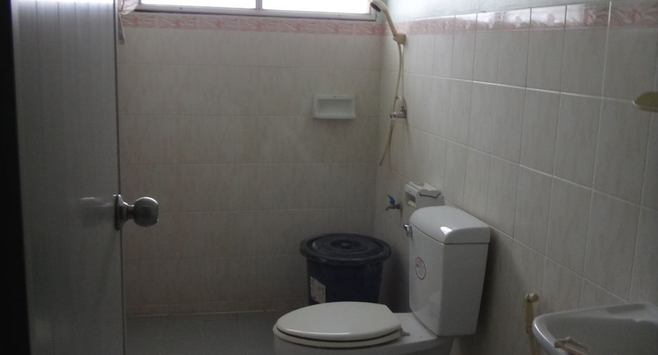 出售 3 卧室 联排别墅 在 Mueang Nakhon Ratchasima, Nakhon Ratchasima