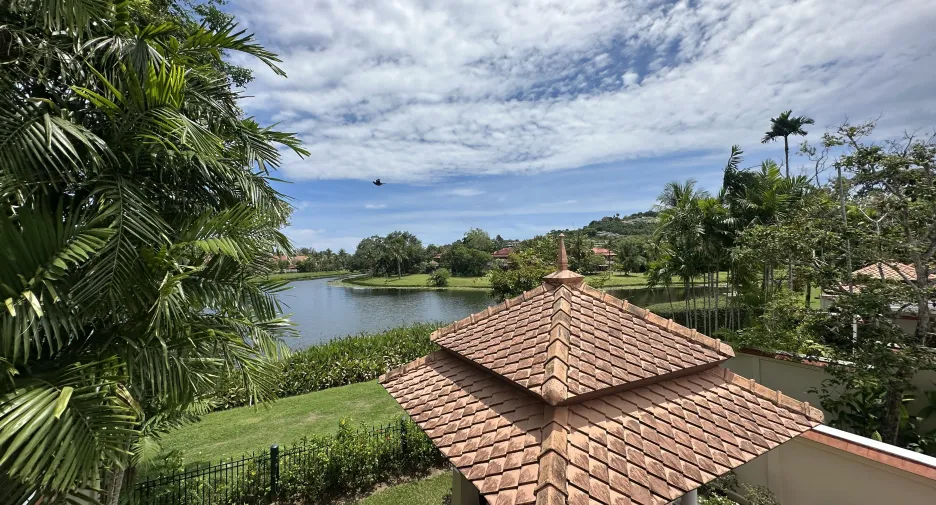 For sale 4 bedrooms villa in Thalang, Phuket