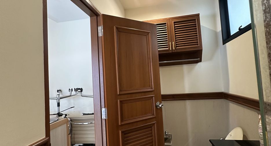 For sale 4 bedrooms villa in Thalang, Phuket