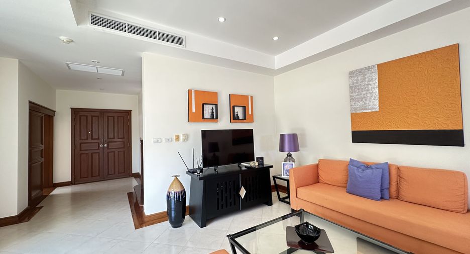 For sale 4 bedrooms villa in Thalang, Phuket