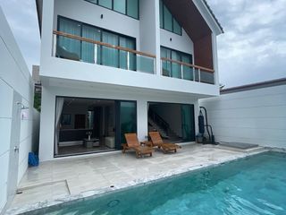 ขาย 3 ห้องนอน วิลล่า ใน เมืองภูเก็ต, ภูเก็ต
