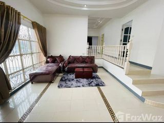 For rent 6 bedrooms house in Mueang Chiang Mai, Chiang Mai
