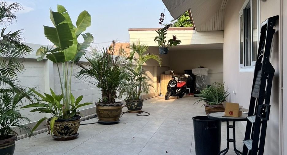 Casa en venta de 2 habitaciones en Bang Lamung, Chonburi