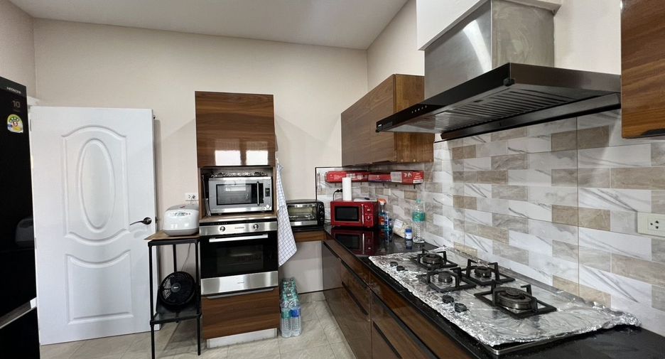 Casa en venta de 2 habitaciones en Bang Lamung, Chonburi