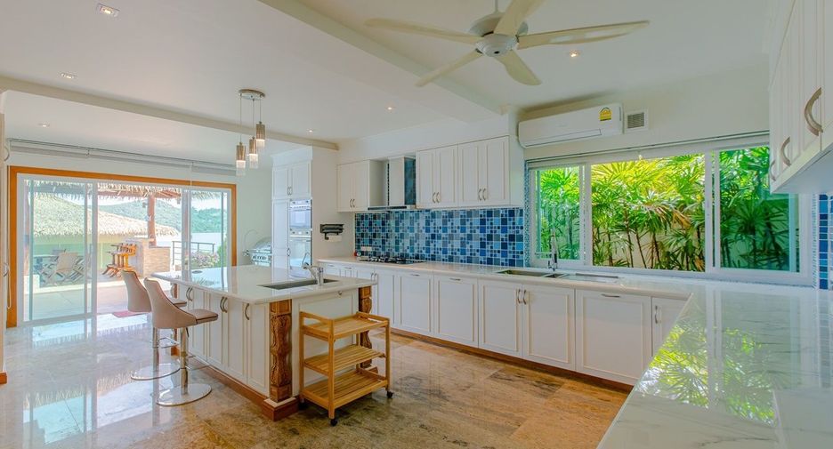 Villa zum Kauf mit 6 Zimmer in Mueang Phuket, Phuket