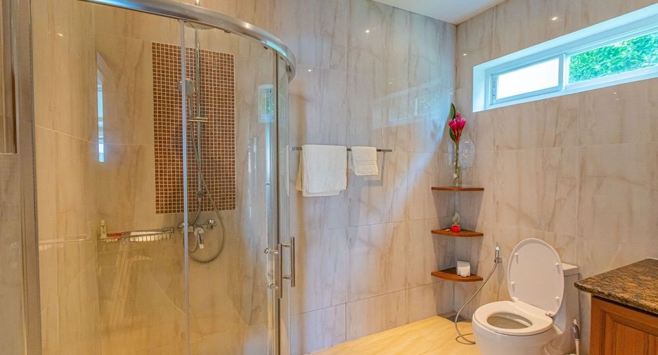 Villa zum Kauf mit 6 Zimmer in Mueang Phuket, Phuket