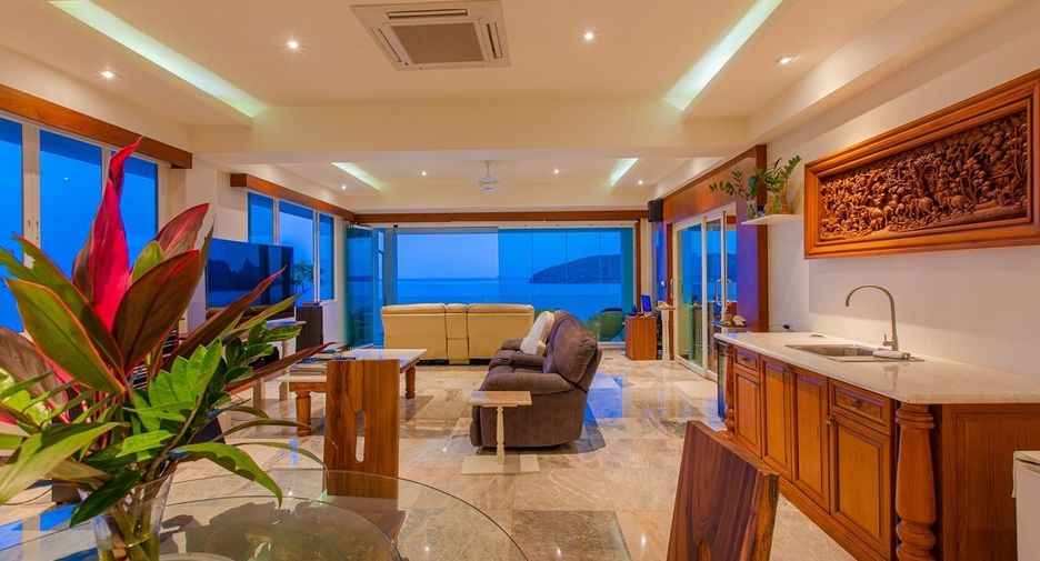 Villa zum Kauf mit 6 Zimmer in Mueang Phuket, Phuket