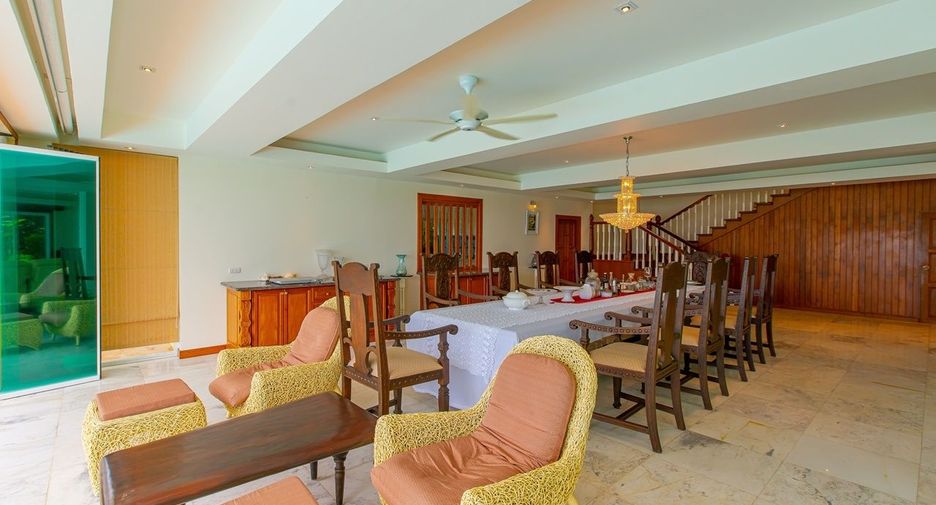 Villa zum Kauf mit 6 Zimmer in Mueang Phuket, Phuket