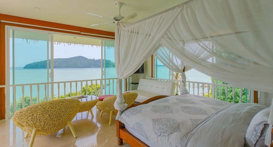 Villa zum Kauf mit 6 Zimmer in Mueang Phuket, Phuket