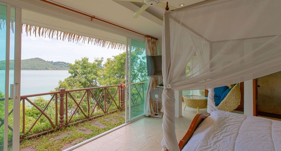 Villa zum Kauf mit 6 Zimmer in Mueang Phuket, Phuket