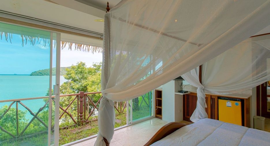 Villa zum Kauf mit 6 Zimmer in Mueang Phuket, Phuket