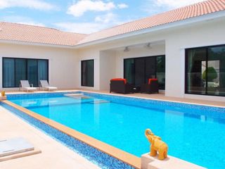 For Rent 4 Bedroom Villa In Bang Lamung, Chonburi