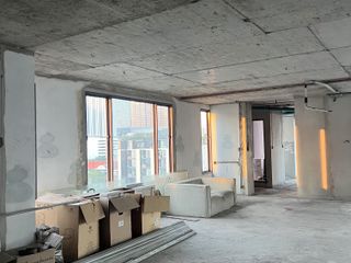 For sale 3 bedrooms condo in Phaya Thai, Bangkok