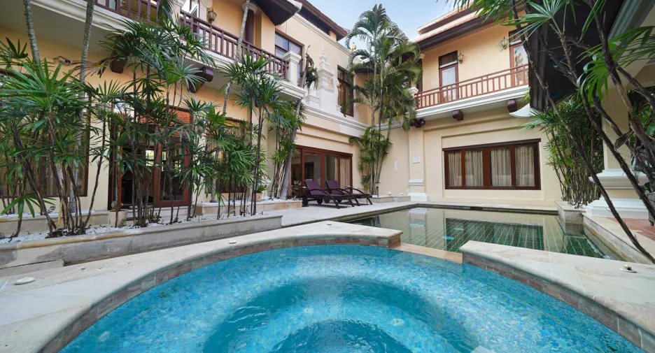 For sale 4 bedrooms villa in Sattahip, Chonburi