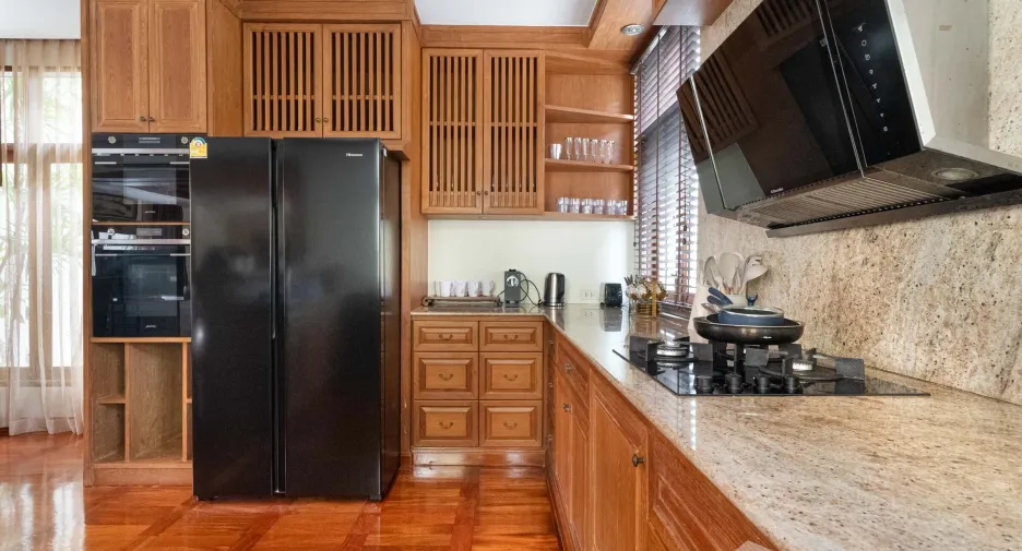 For sale 4 bedrooms villa in Sattahip, Chonburi