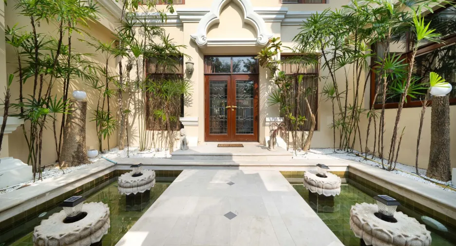 For sale 4 bedrooms villa in Sattahip, Chonburi