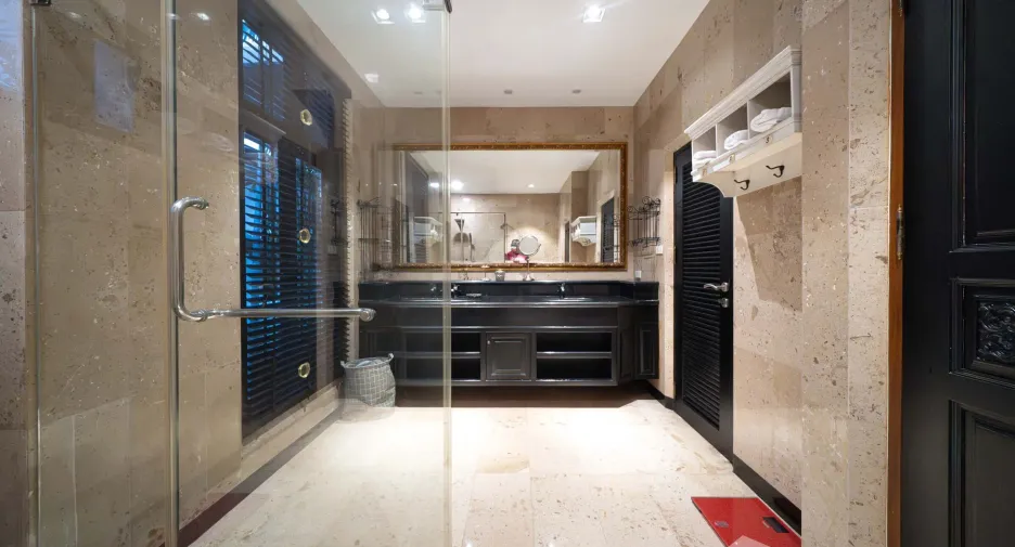 For sale 4 bedrooms villa in Sattahip, Chonburi