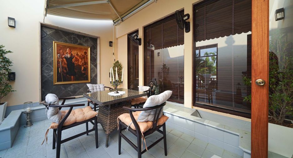 For sale 4 bedrooms villa in Na Jomtien, Pattaya