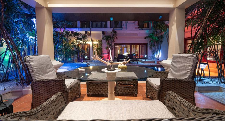 For sale 4 bedrooms villa in Na Jomtien, Pattaya