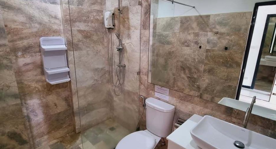 For rent 2 bedrooms condo in Mueang Phuket, Phuket
