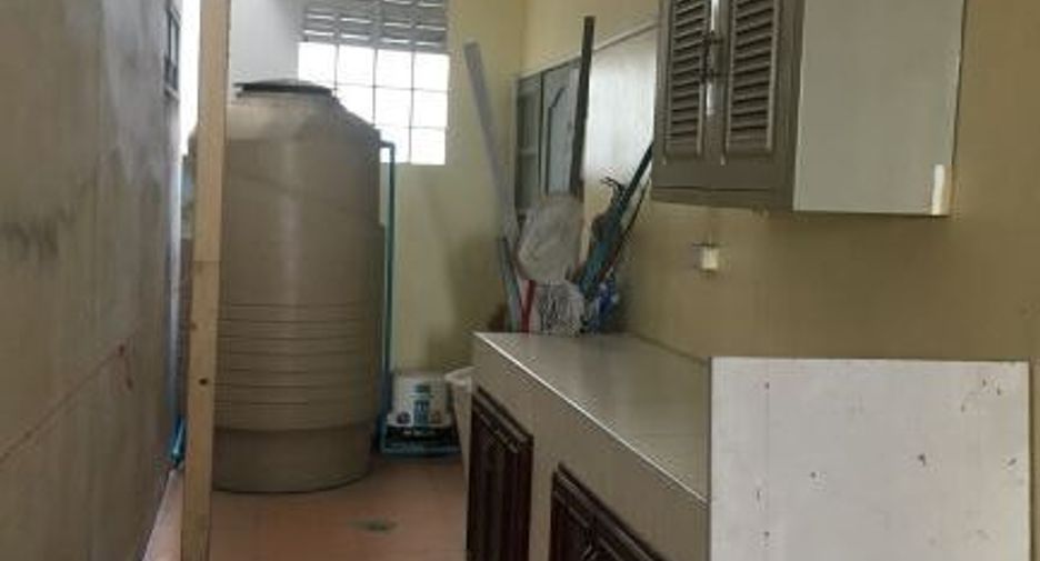 出售 4 卧室 独立屋 在 Don Mueang, 曼谷