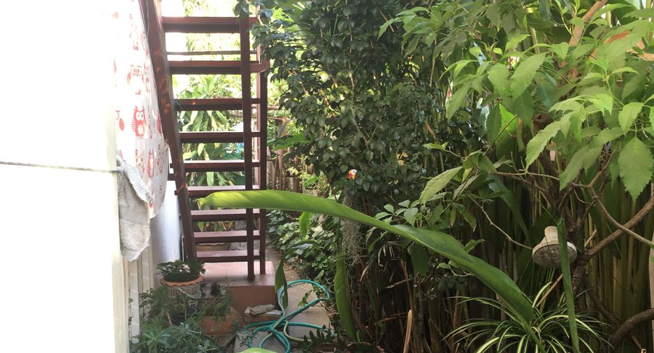 For sale 4 bedrooms house in Don Mueang, Bangkok
