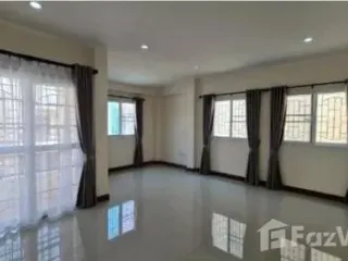 For sale 3 bedrooms house in Phasi Charoen, Bangkok