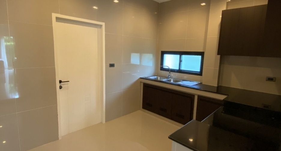 For sale 3 bedrooms house in San Sai, Chiang Mai