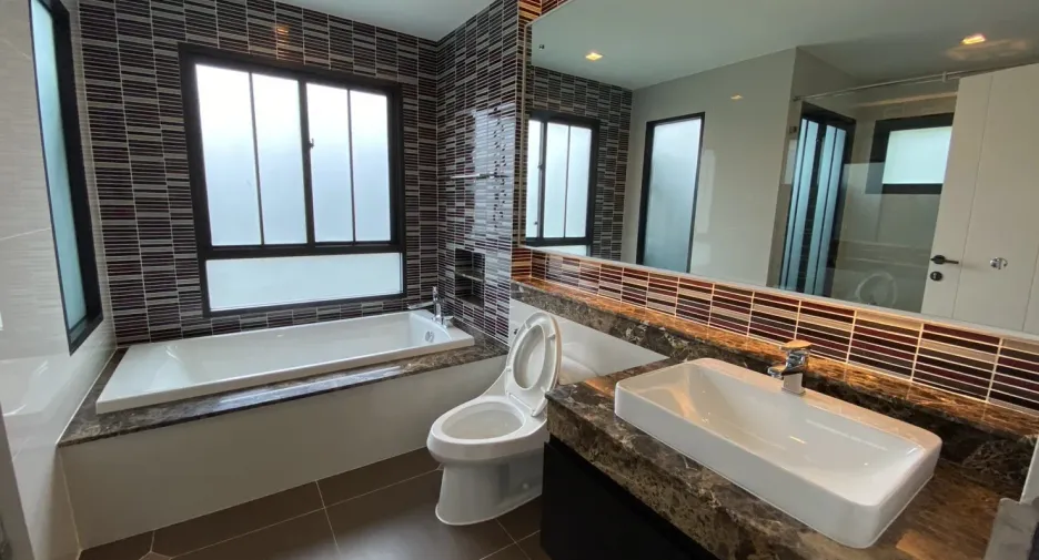 For sale 3 bedrooms house in San Sai, Chiang Mai