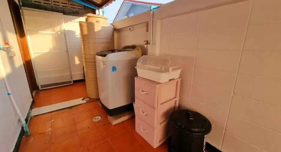 À louer 2 chambres maison à Bang Lamung, Chonburi