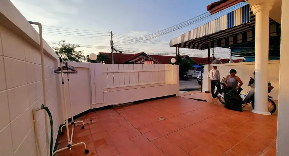 À louer 2 chambres maison à Bang Lamung, Chonburi