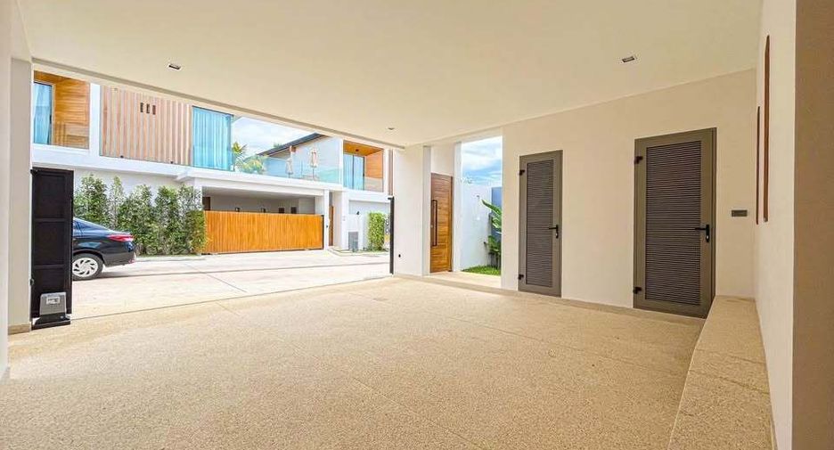For rent 3 bedrooms villa in Thalang, Phuket